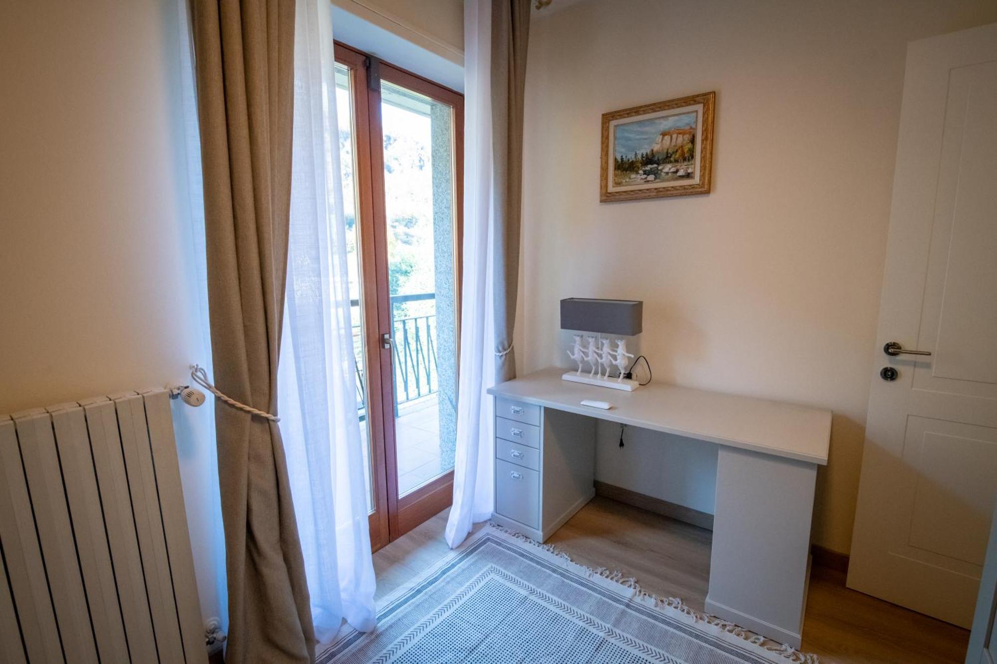 Residenza Lago Sereno Порто-Черезио Экстерьер фото
